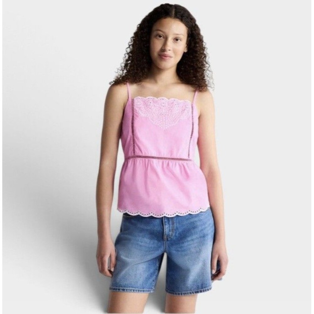 NWT Free Assembly Baby Pink Eyelet Scallop Peplum Tank Sleeveless Top Size M NEW